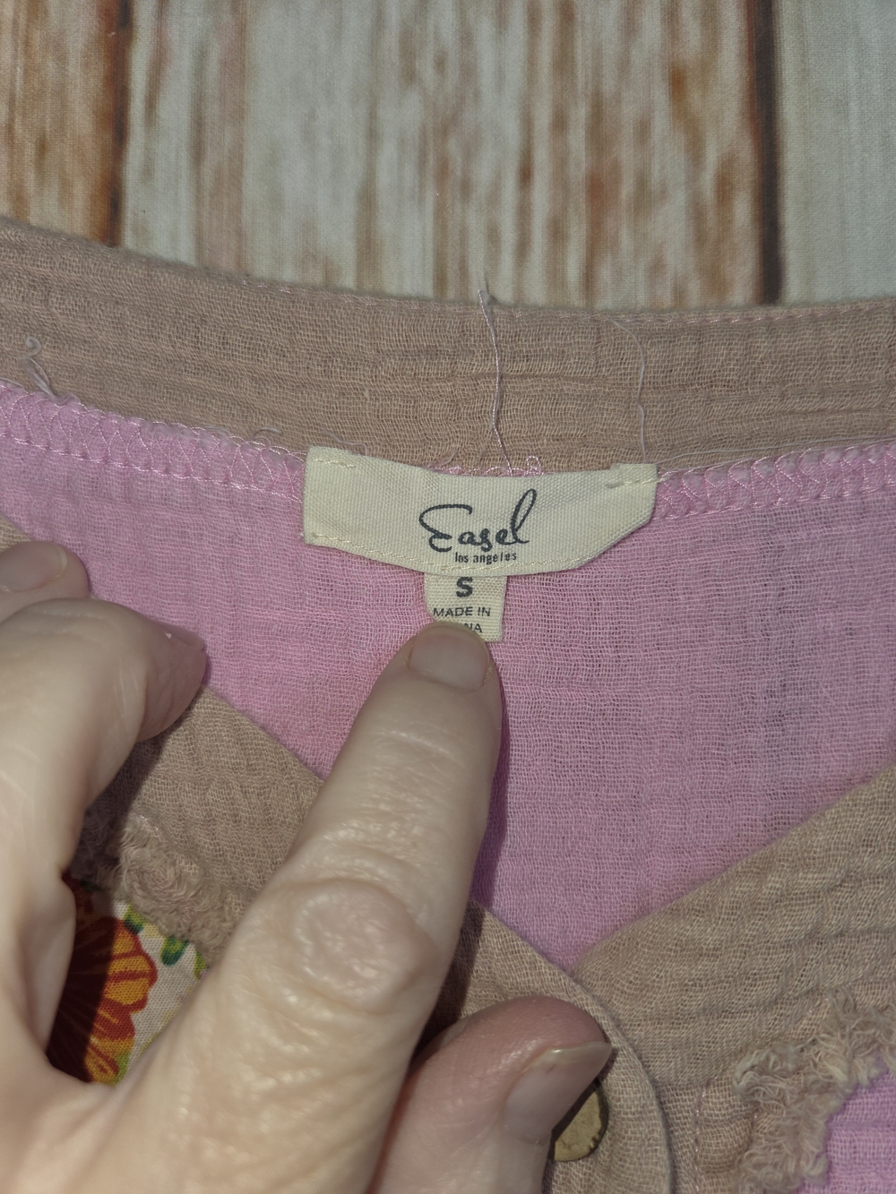 Easel Patchwork Pink & Floral Lightweight Boho Top. 100% Cotton. Size Small - Picture 3 of 4